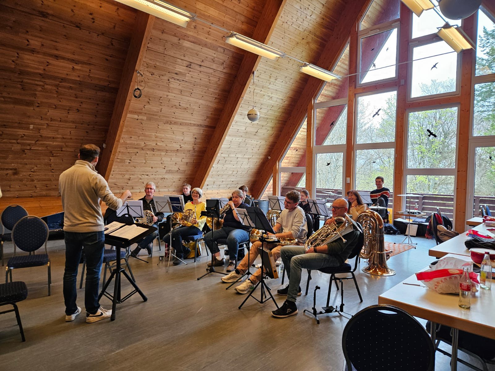 Registerprobe des tiefen Blechs mit Hörnern, Tuba und Posaunen
